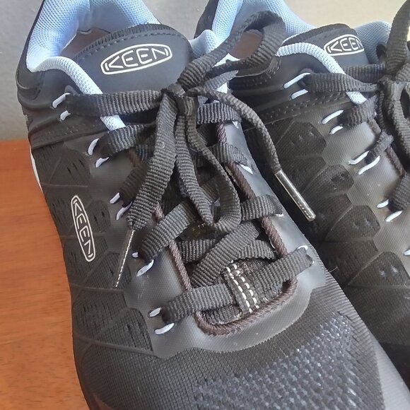 KEEN Women's Vista Energy Work Shoes Carbon Toe Utility sz 11WIDE- FREE SHIPPING - Picture 1 of 16